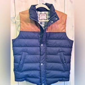 Brooks brothers men’s leather shoulder puffer vest